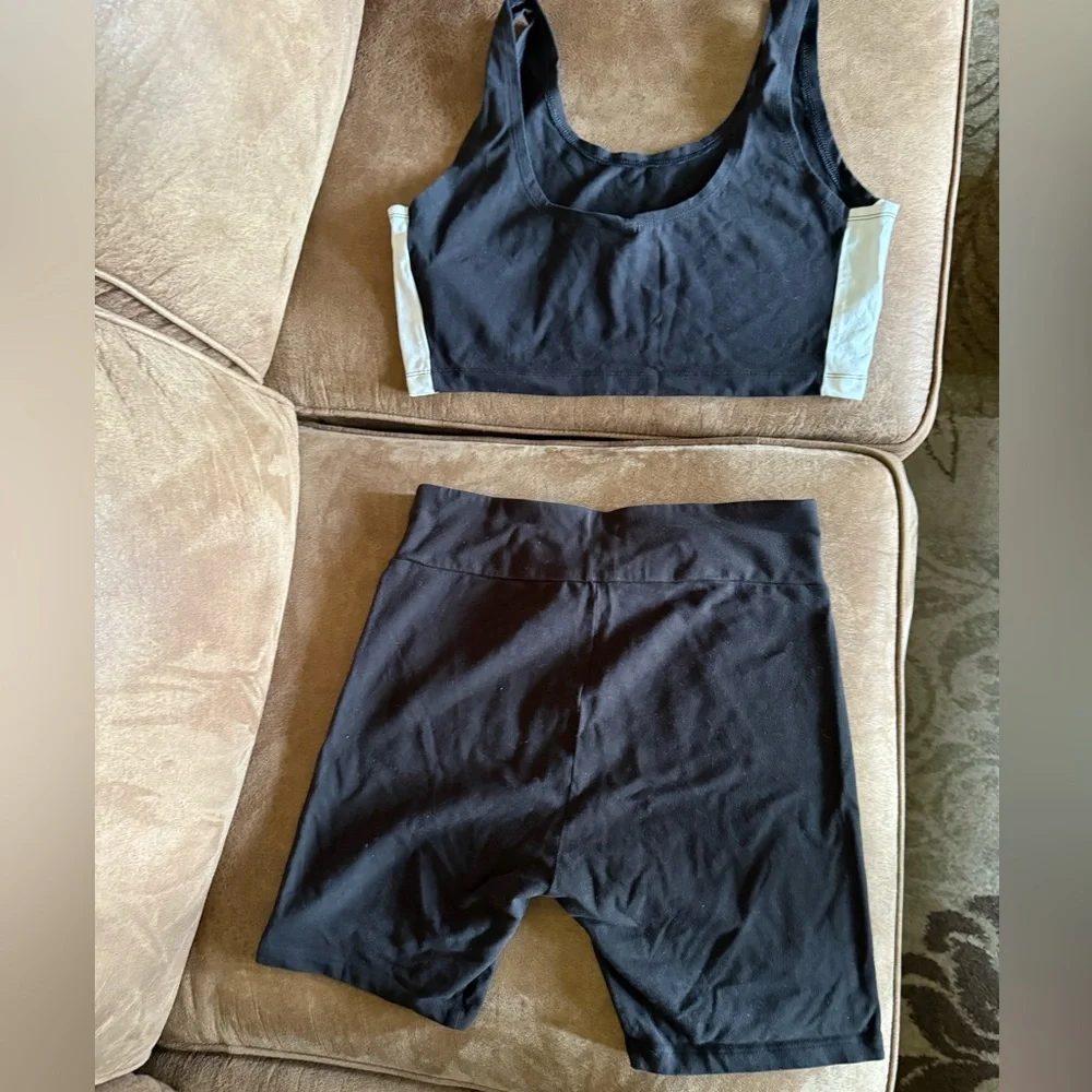 Puma Black and White Athletic Set - Picture 2 of 5